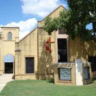 First United Methodist Church of Devine - Devine, Texas