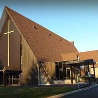 Saint Antoine de Padoue Roman Catholic Church - Niagara Falls, Ontario