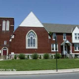 Grove Memorial United Methodist Church - Lewistown, Pennsylvania