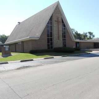 Trinity United Methodist Church - Kankakee, Illinois