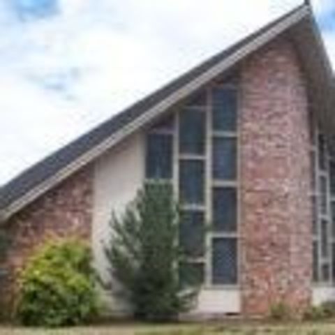 Silverton Community Seventh-day Adventist Church - Silverton, Oregon
