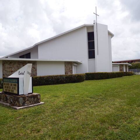Shalom French Seventh-day Adventist Church - Miami, Florida