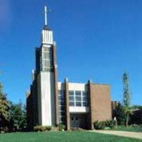 Holy Trinity - St. Ann, Missouri
