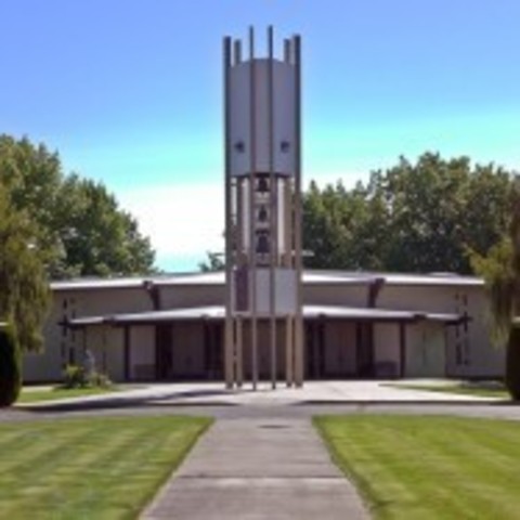 Holy Redeemer Parish - Yakima, Washington