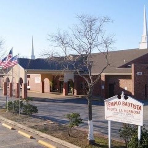 Iglesia Bautista Puerta La Hermosa - San Antonio, Texas