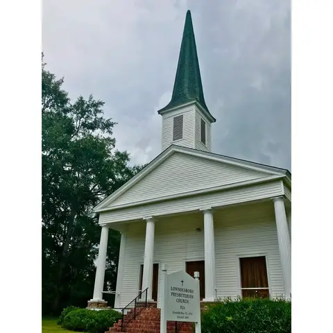 Lowndesboro Presbyterian Church Lowndesboro AL - photo courtesy of Walla Hatchee
