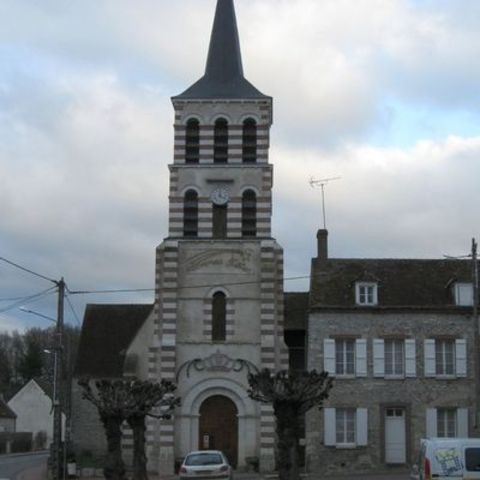 Sainte Genevieve - Sainte Genevieve Des Bois, Centre