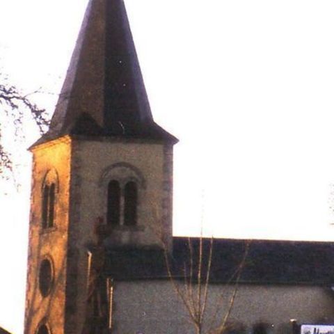 Eglise Saint-loup A Moureuille - Moureuille, Auvergne