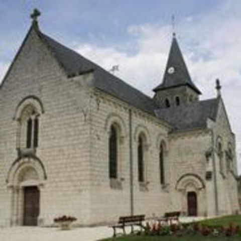 Eglise St Cyr - Saint Cyr En Bourg, Pays de la Loire