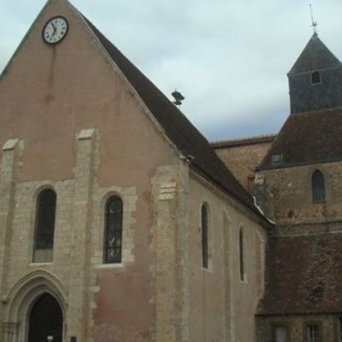 Saint Cyr Et Sainte Julitte - Jouy, Centre