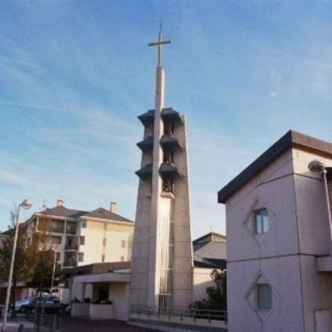 Eglise Saint Pierre Du Lac - Creteil, Ile-de-France