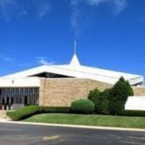 Queen of the Rosary Church - Elk Grove Village, Illinois