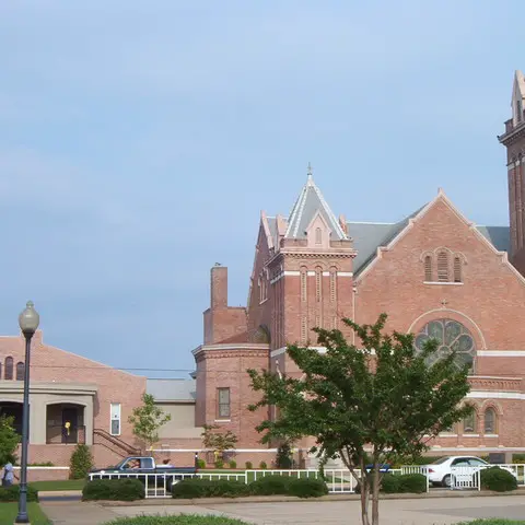 First United Methodist Church of Troy - Troy, Alabama