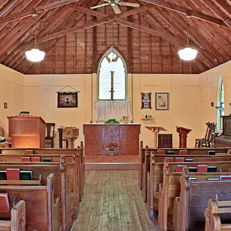 St. Andrew's Memorial Church - Howdenvale, Ontario