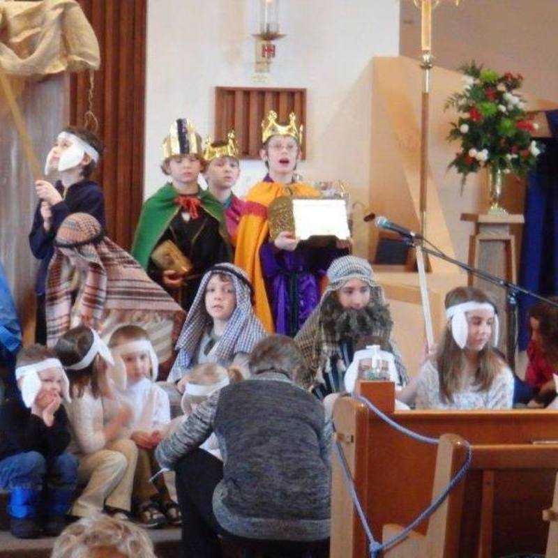 Holy Eucharist and Christmas Pagaent 2013