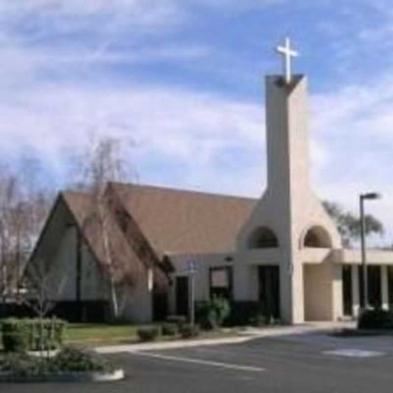 St Luke Lutheran Church - Fullerton, California
