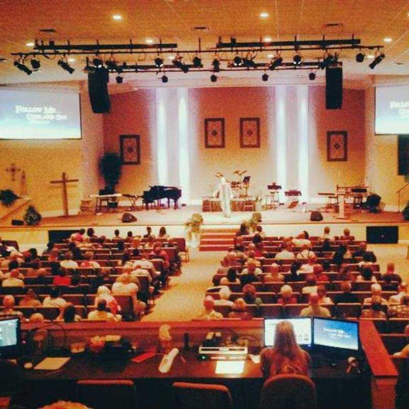 Christian Church in the Wildwood - Weeki Wachee, Florida