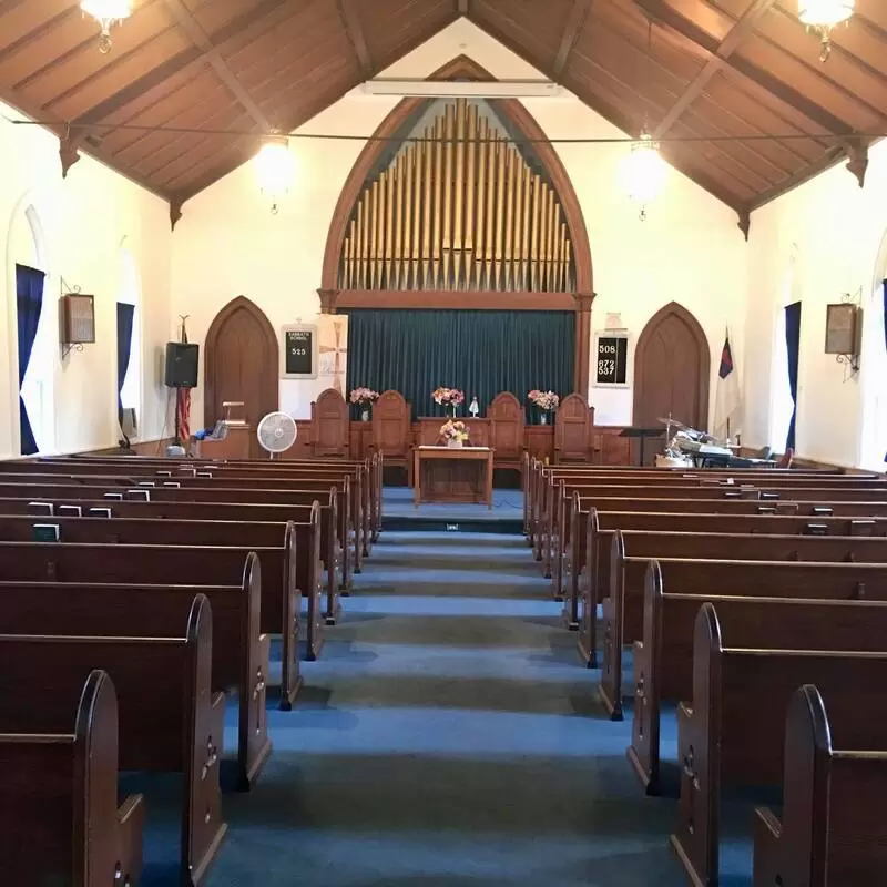 Middletown Portland SDA Church interior