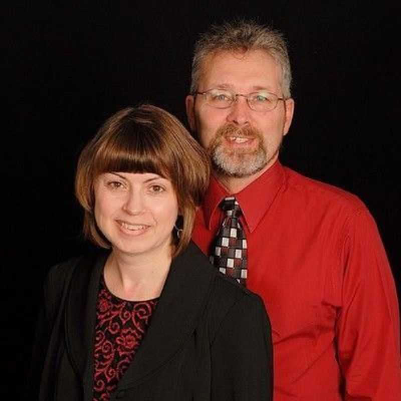 Pastor Dale & Nadine Travis, Jr.