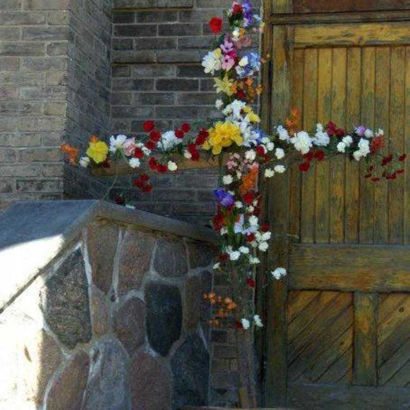 Flowering Cross