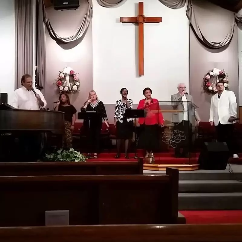 The Living Waters Church of God choir sings Te Amo
