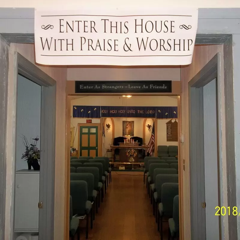 Enter This House With Praise & Worship