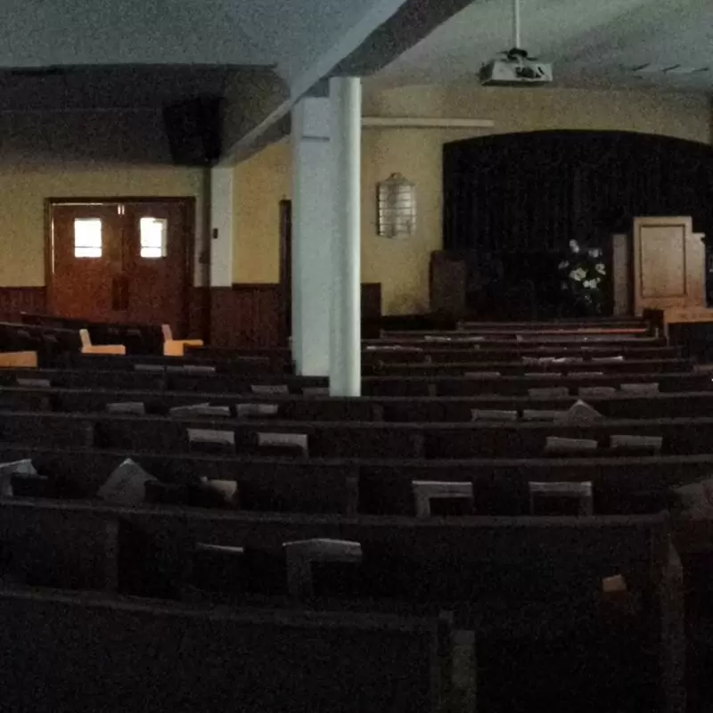 South Parkway East Church Of Christ sanctuary