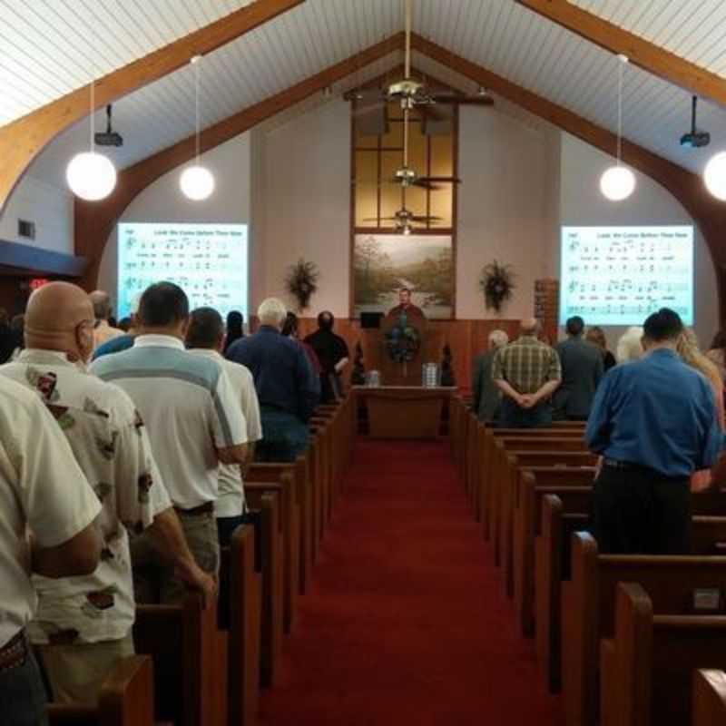 Sunday worship at Heritage Addition Church of Christ