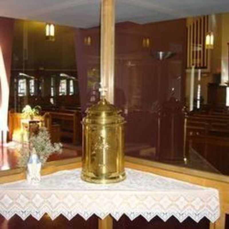 Le tabernacle situe dans la chapelle