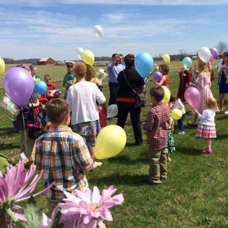 Kids balloon launch Easter 2014