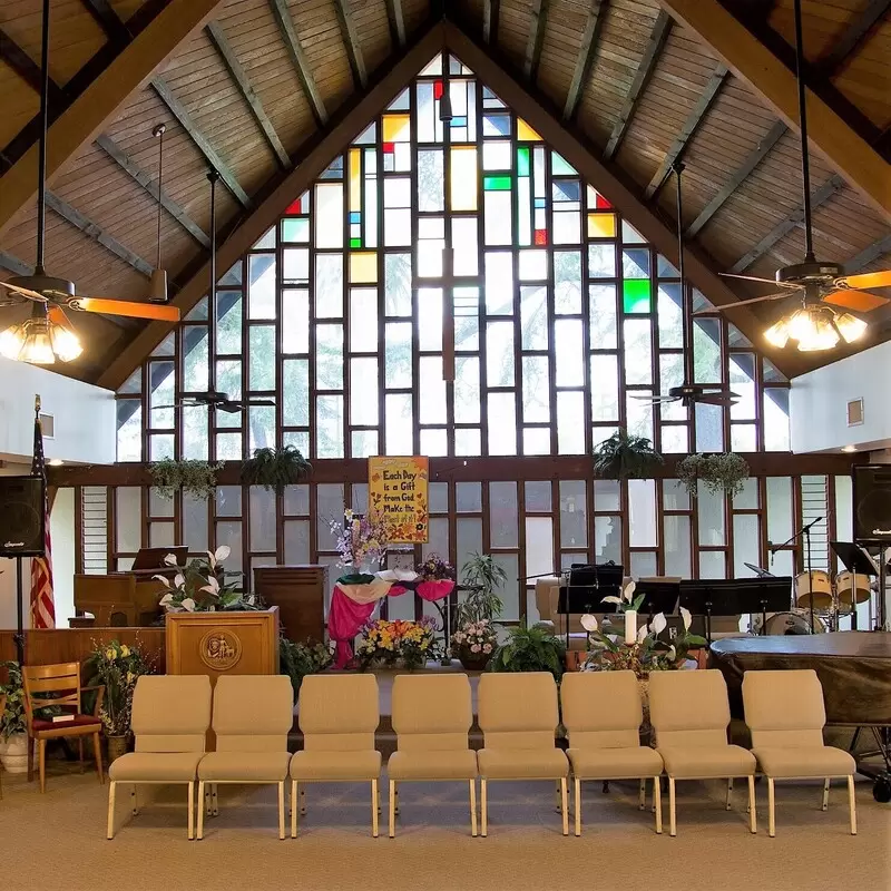 Canoga Park Community of Christ interior - photo courtesy of Risen Video