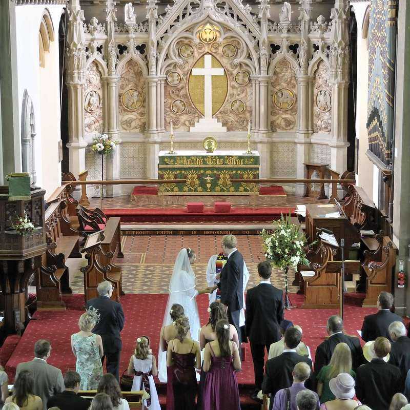 Wedding at St Saviour's