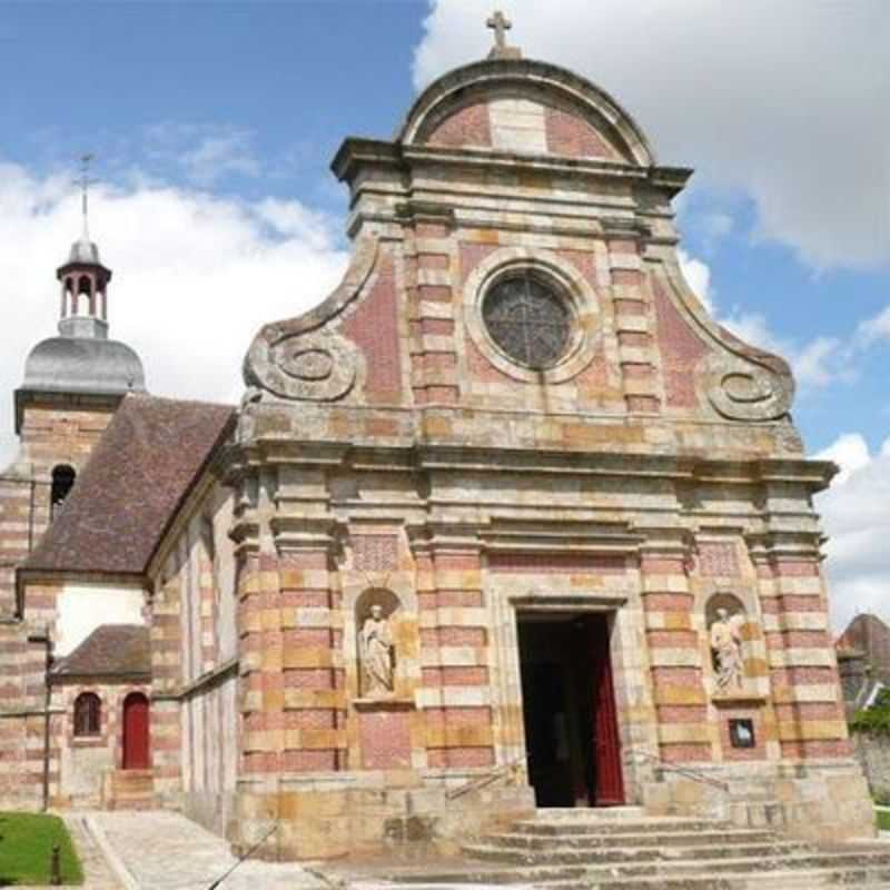 Saint Nicolas - La Ferte Vidame, Centre