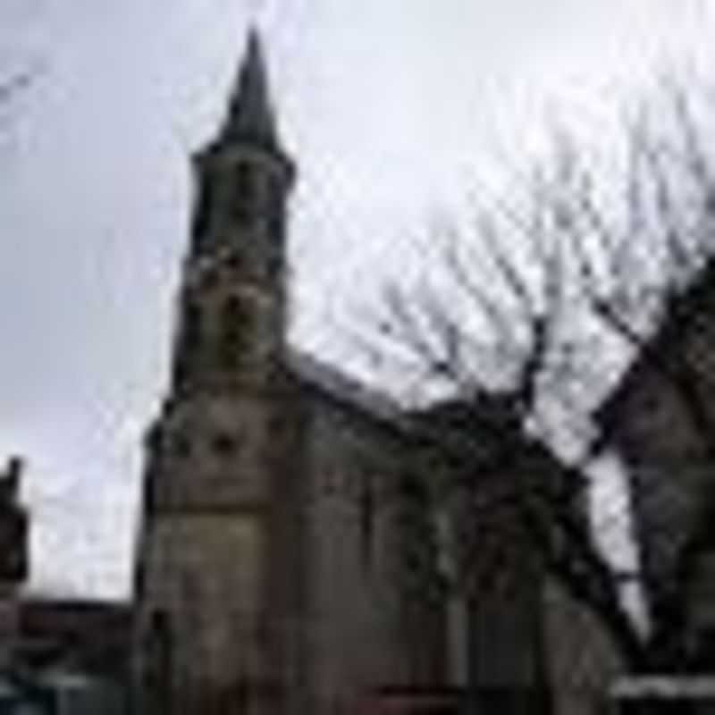 Eglise - Lauzes, Midi-Pyrenees