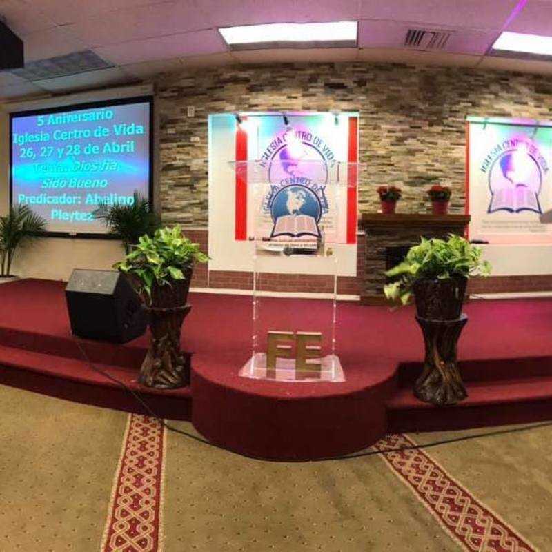 Iglesia Pentecostal centro de vida - Everett, Massachusetts