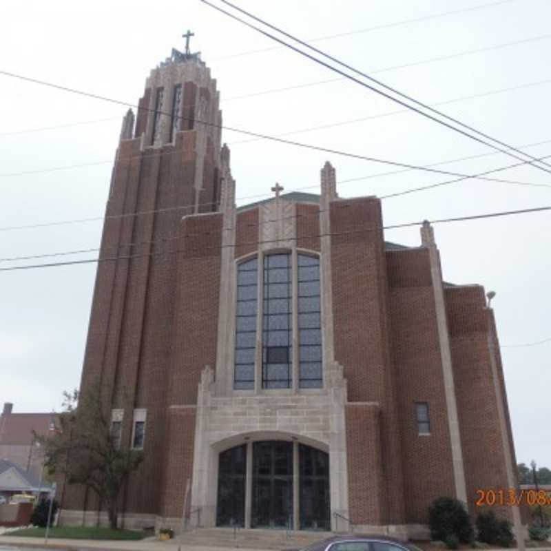 Holy Trinity - Bloomington, Illinois