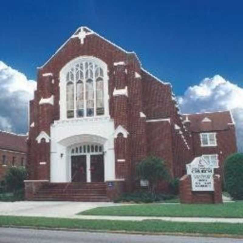 Trinity United Methodist Church - Deland, Florida