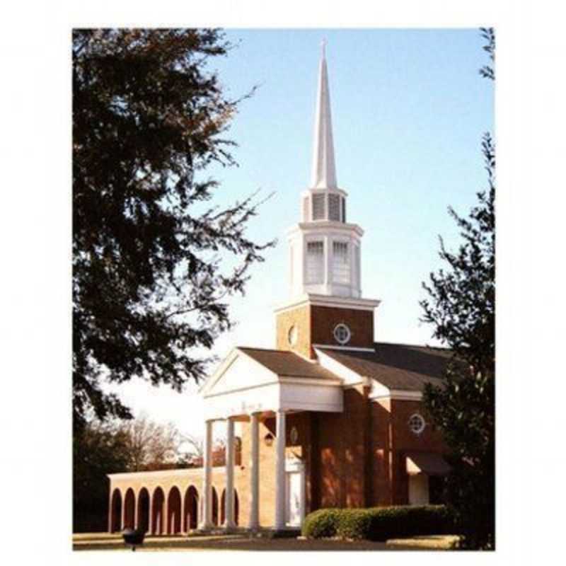 Colonial Park United Methodist Church - Memphis, Tennessee