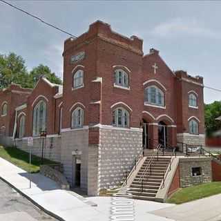 Manna Church - Saint Joseph, Missouri