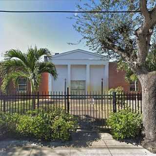 Hebron French Seventh-day Adventist Church - North Miami, Florida