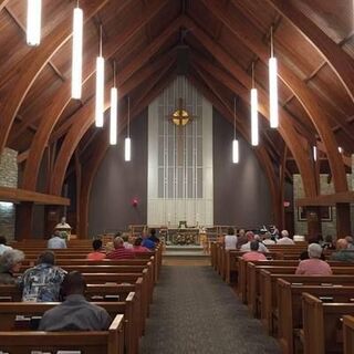 Sunday service at Christ Episcopal Church Cedar Rapids