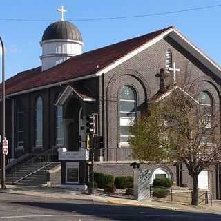 Holy Trinity Orthodox Church - Sioux City, Iowa