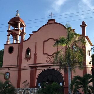 Nuestra Senora de Guadalupe y de la Santa Cruz Parroquia Santa Maria Huatulco, Oaxaca