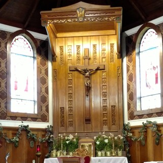 Immaculate Conception Church interior - photo courtesy of Roslyn Webber