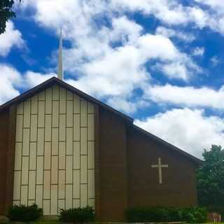 Heritage Baptist Church - Burlington, Iowa