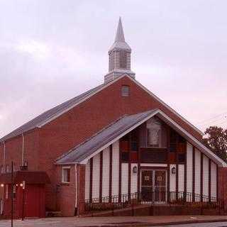 Broadway Baptist Church - Hopewell, Virginia