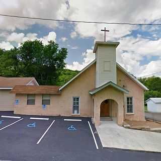 Gainesboro First Baptist Church - Gainesboro, Tennessee