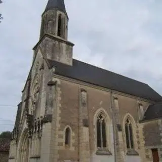 Saint-clement La Chapelle Aux Naux, Centre
