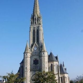 Saint Pierre Et Saint Paul Etrelles, Bretagne