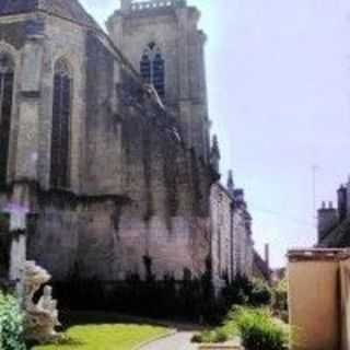 Eglise Notre Dame De L'assomption - Donzy, Bourgogne